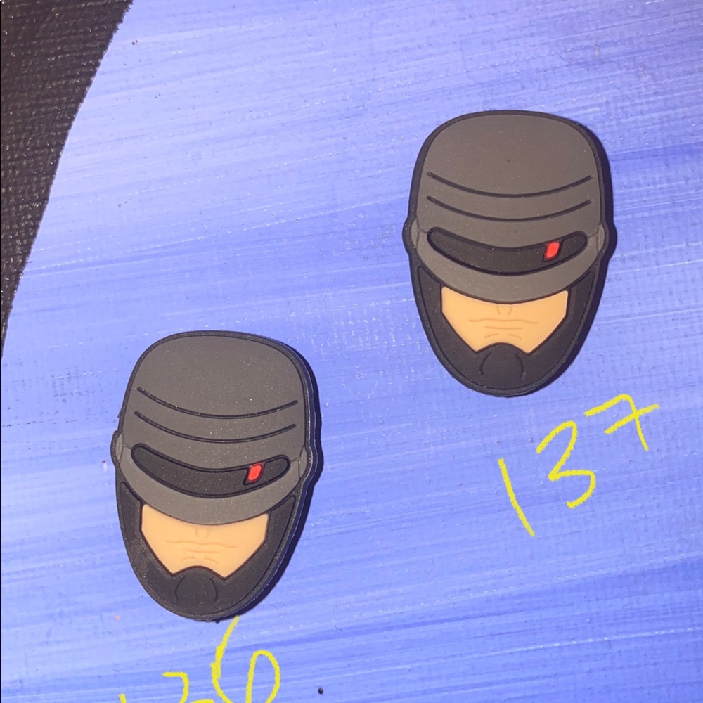 Robo cop croc charms